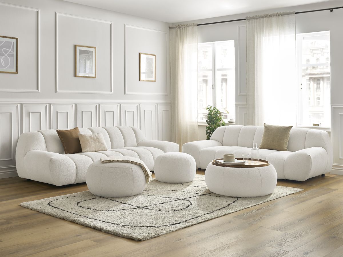 Ensemble canapé droit fixe 3 + 2 places HAYDEN tissu bouclette avec 1 pouf grand avec plateau, 1 pouf grand et 1 pouf pe
